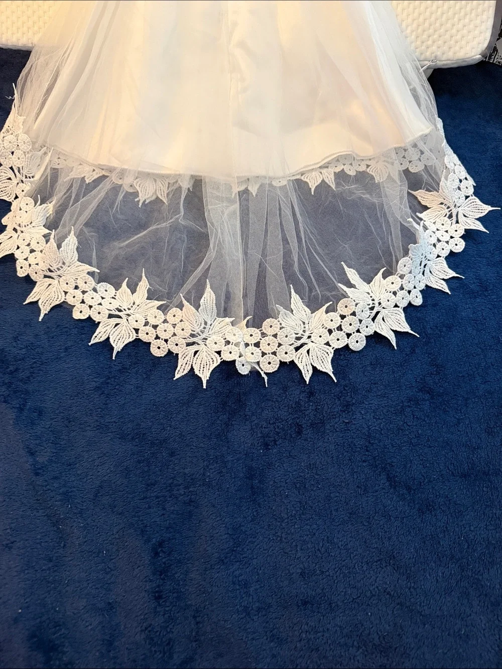 White Floral Appliqué Tulle High-Low Dress New WOT